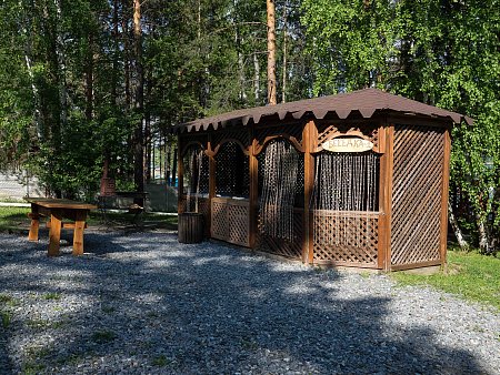 Услуги Эко-парка Адмирал - Открытая беседка в Эко-парке Адмирал в Красноярске